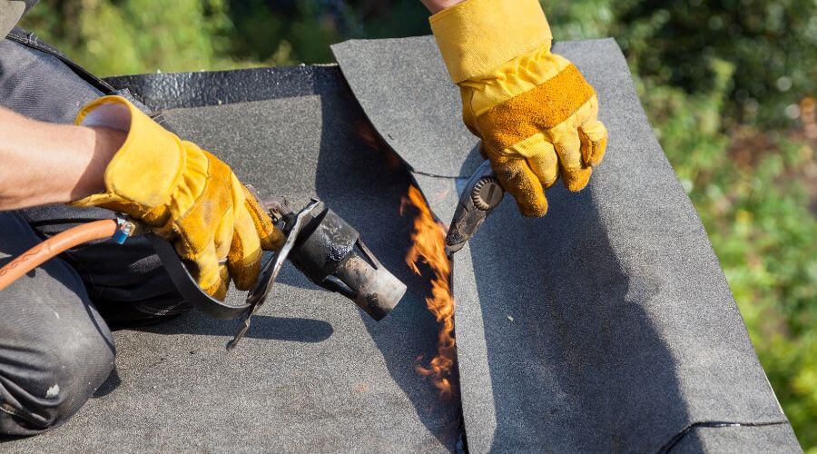 Expert new roof installation services in Bloomfield, IN
